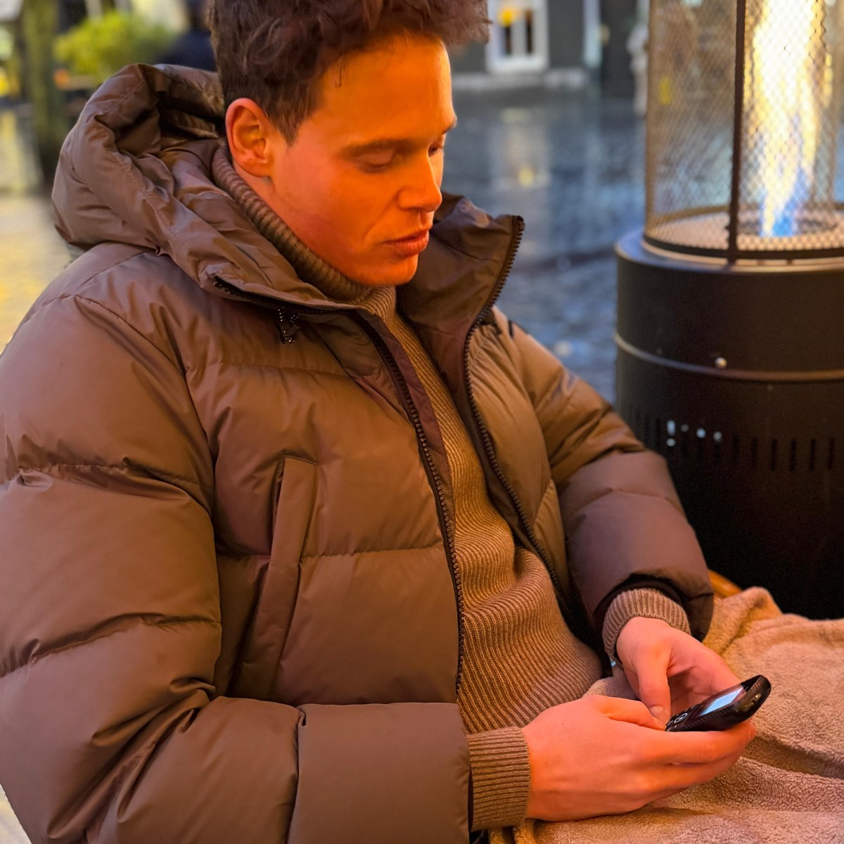 30 Days Without a Smartphone: Or How I Accidentally Unplugged My&nbsp;Brain