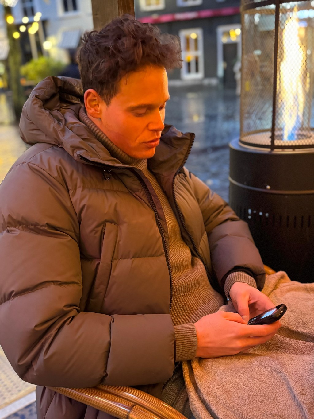 30 Days Without a Smartphone: Or How I Accidentally Unplugged My&nbsp;Brain